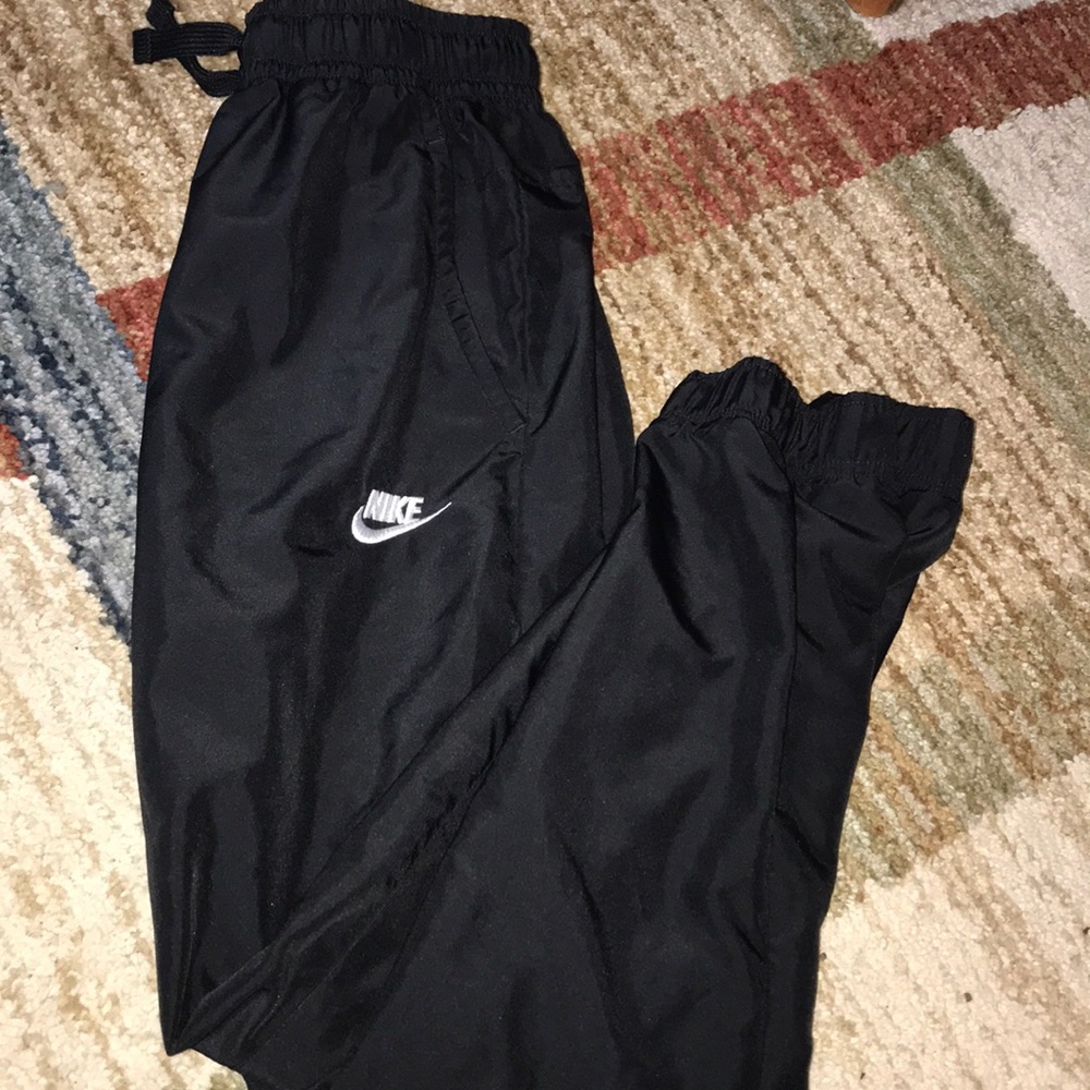 Nike wind breaker shorts